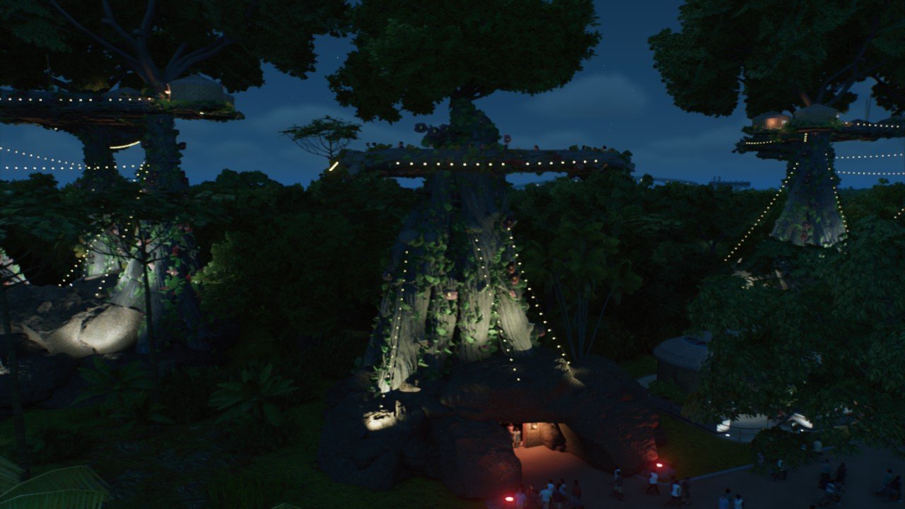 Small Treehouse Restaurant