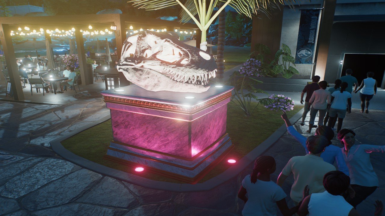 Rex statue