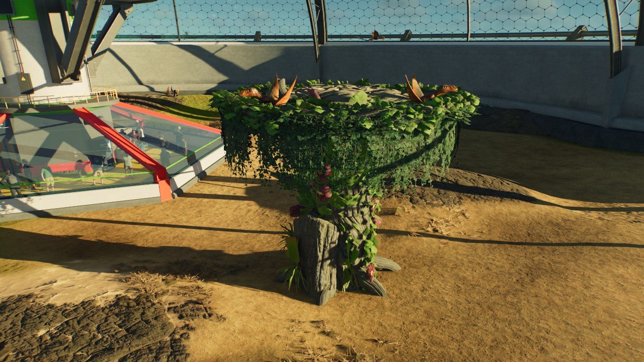 Elegant Leafy Climber Perch