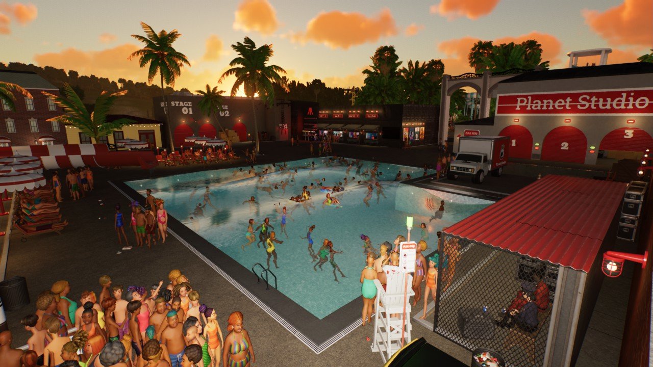 Movie Studio Pool